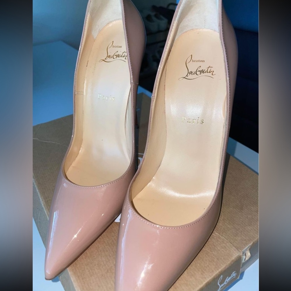 Christian Louboutin So Kate